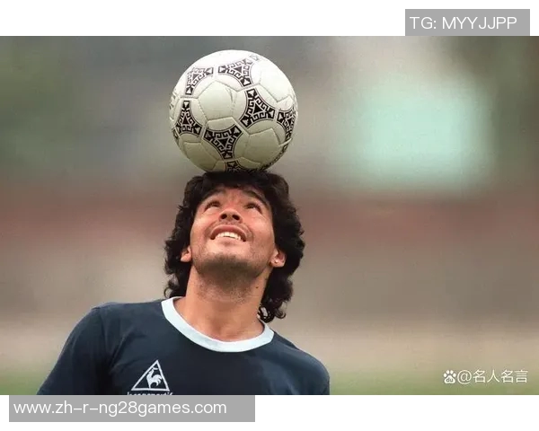 世界足球历史第一球星是谁足坛巅峰人物的传奇与成就分析 世界足球历史第一球星是谁足坛巅峰人物的传奇与成就分析